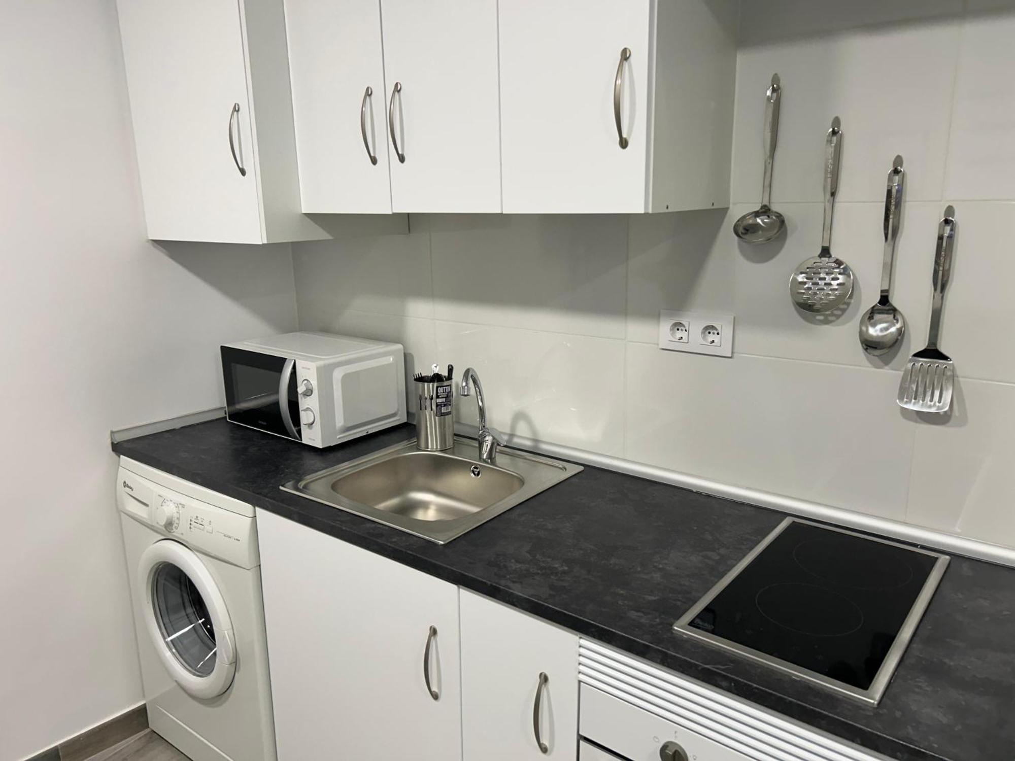 A Unos Pasos A Paseo Del Prado Appartement *